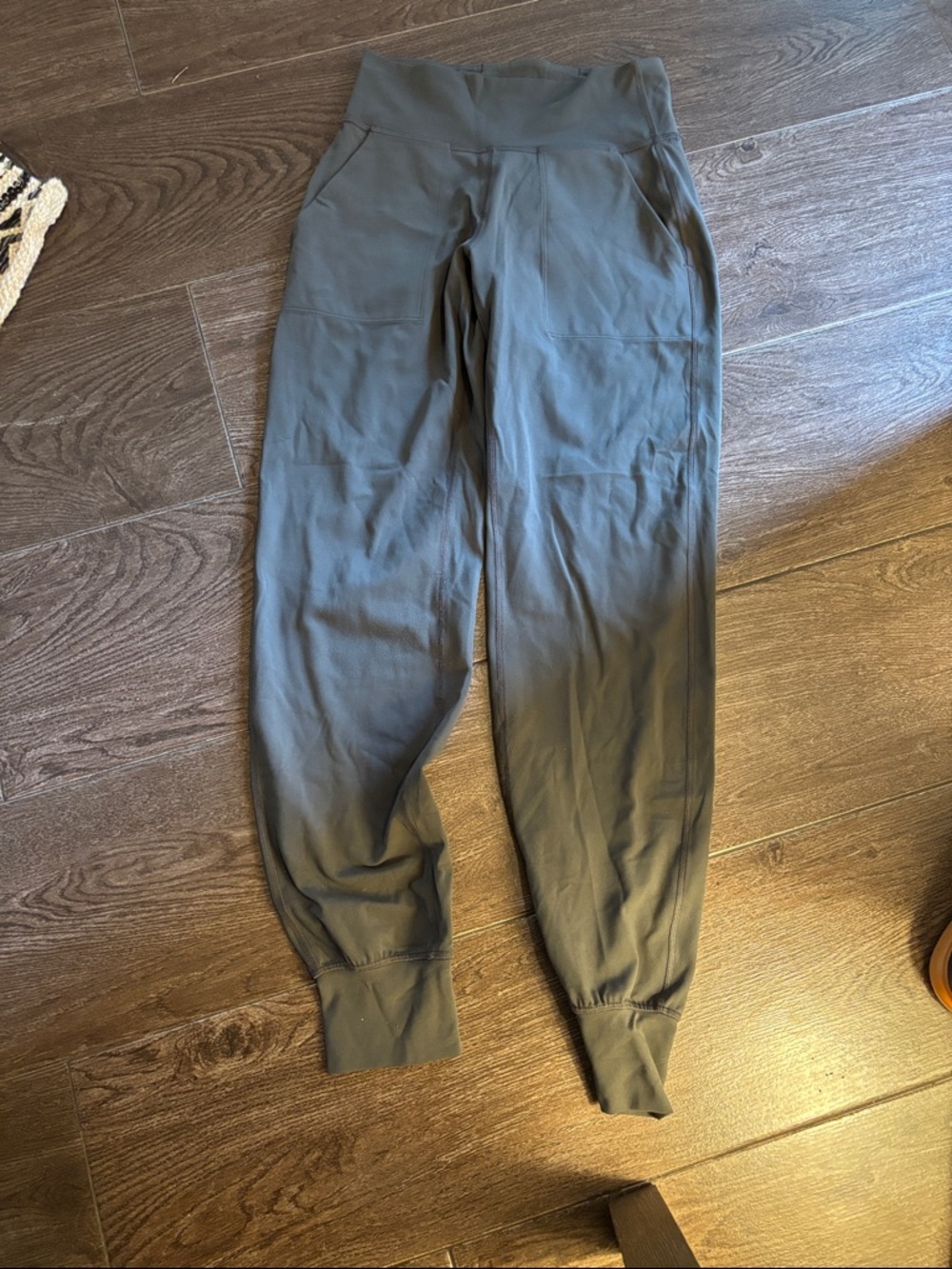 lululemon athletica grey Women's Jogger Track Pants